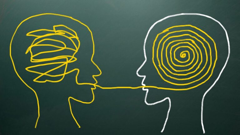 Översägd: Exaggeration in Communication