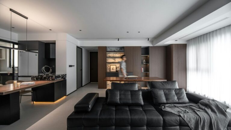 Quality House Builders in Edmonton: Craftsmanship and Modern Living Quality House Builders in Edmonton: Craftsmanship and Modern LivingQuality House Builders in Edmonton: Craftsmanship and Modern Living