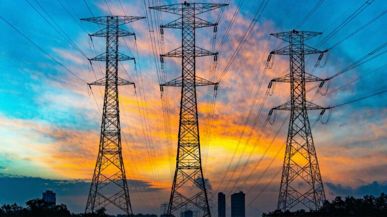 Busbar: The Backbone of Efficient Electrical Power Distribution