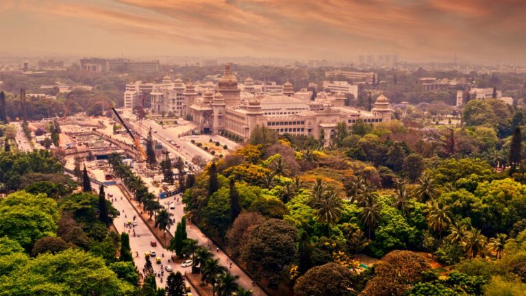 Bengaluru: The largest city in Karnataka and serves