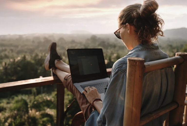 Quiet Vacationing: Why Employees Are Hiding Their Time Off Quiet Vacationing: Why Employees Are Hiding Their Time Off