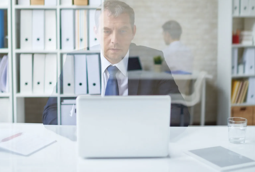 Applicant Costs Tied To Ghost Jobs
