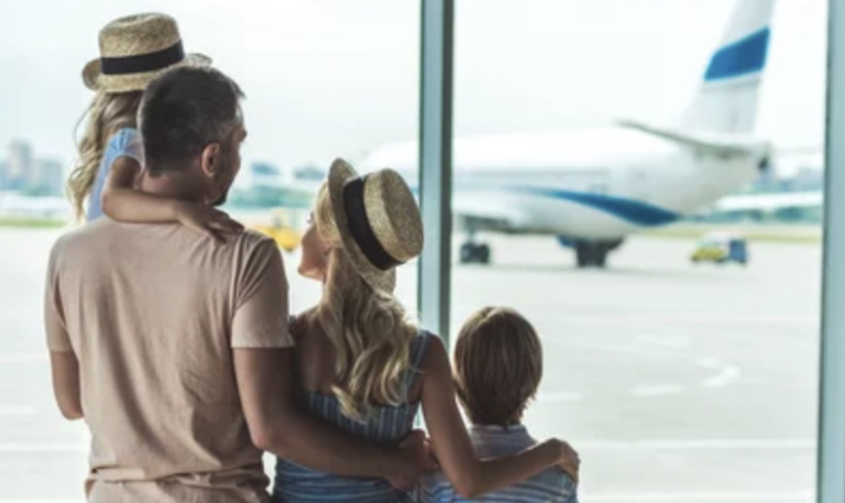 Holiday Travel Budgets Shrink: Skipping Flights and Staying With Family 
